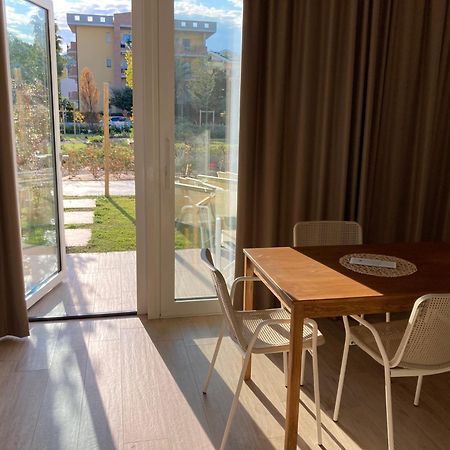 Seapark Spa Resort Джулианова Екстериор снимка