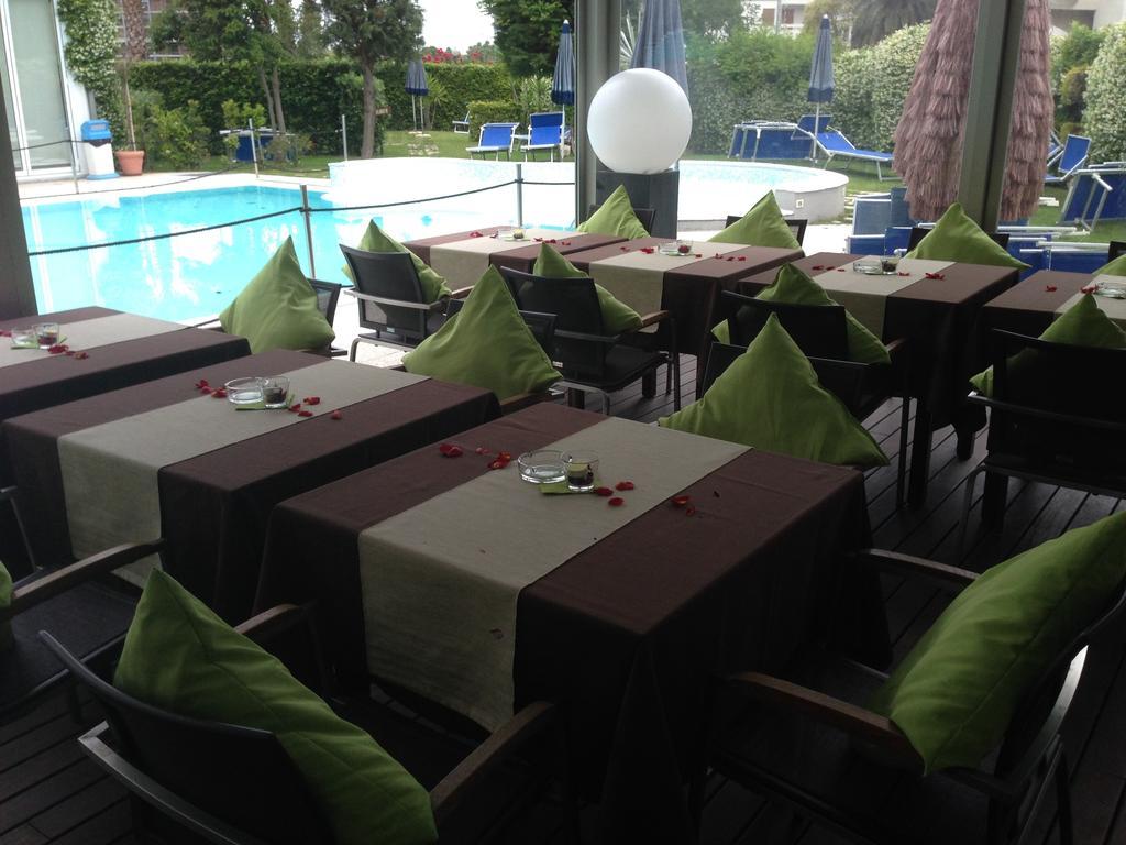 Seapark Spa Resort Джулианова Екстериор снимка