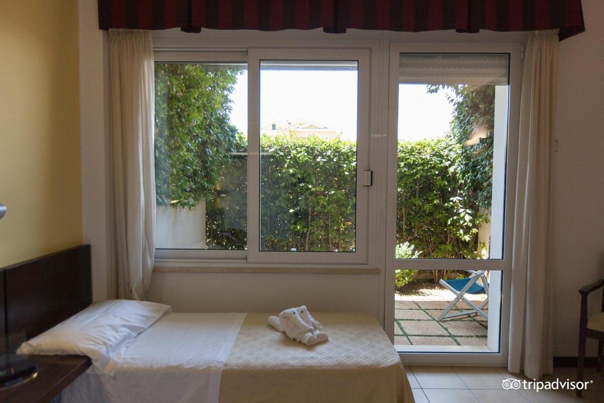 Seapark Spa Resort Джулианова Екстериор снимка