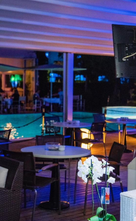 Seapark Spa Resort Джулианова Екстериор снимка