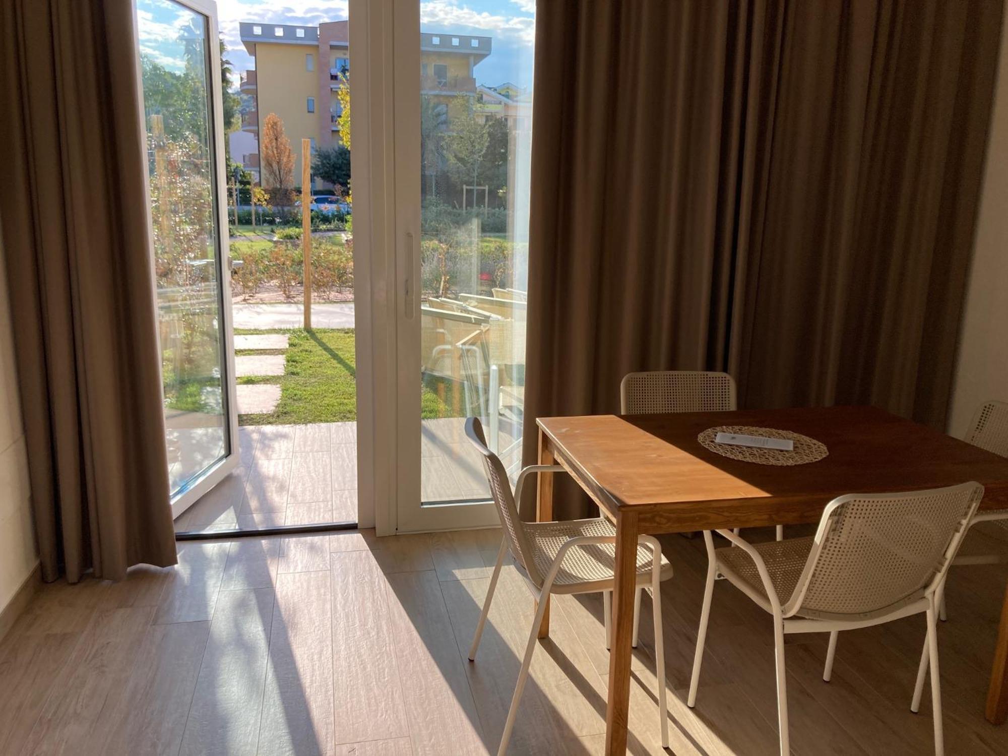 Seapark Spa Resort Джулианова Екстериор снимка